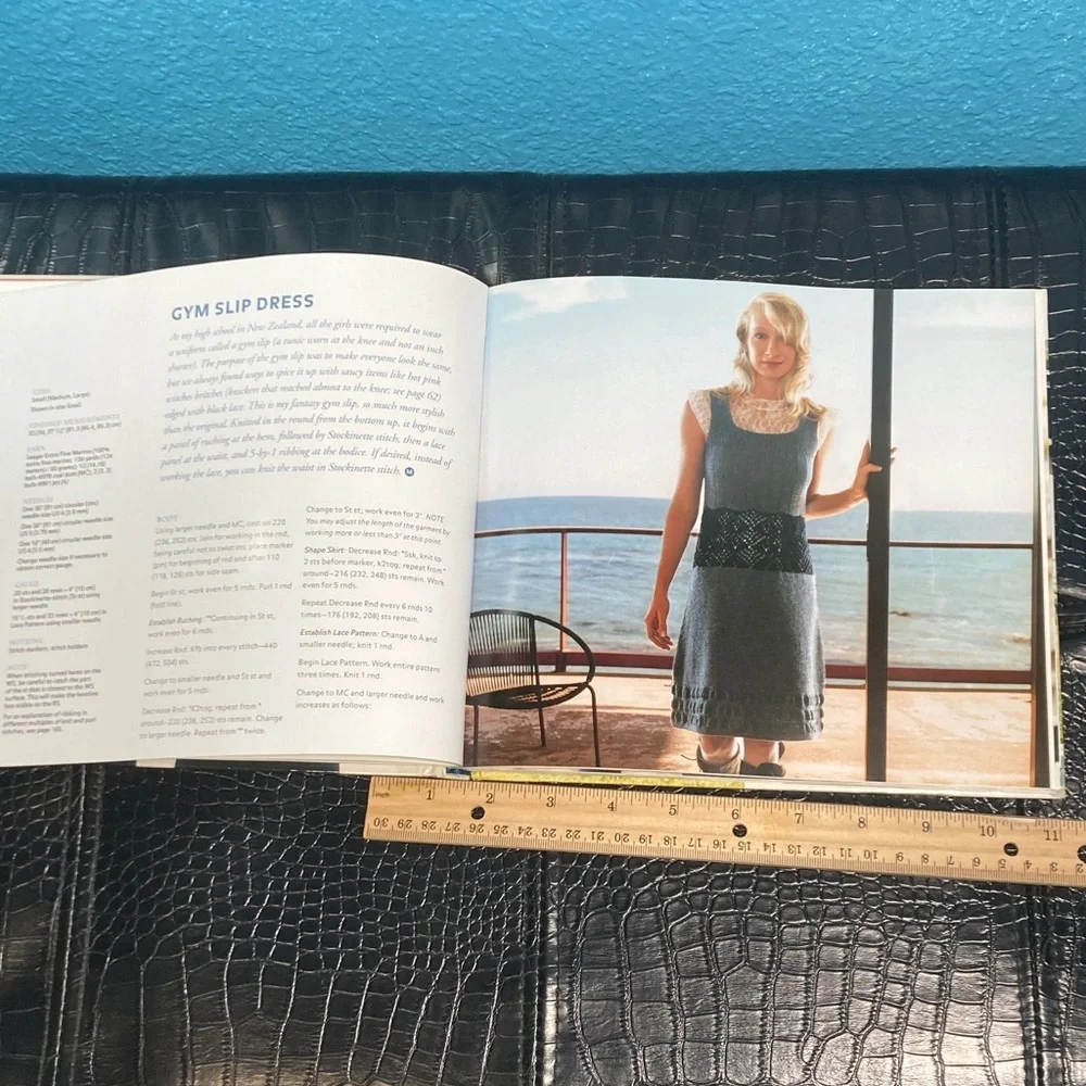 Book‎ 🪎: Knit 2 Together: Patterns and Stories for Serious Knitting Fun 2006